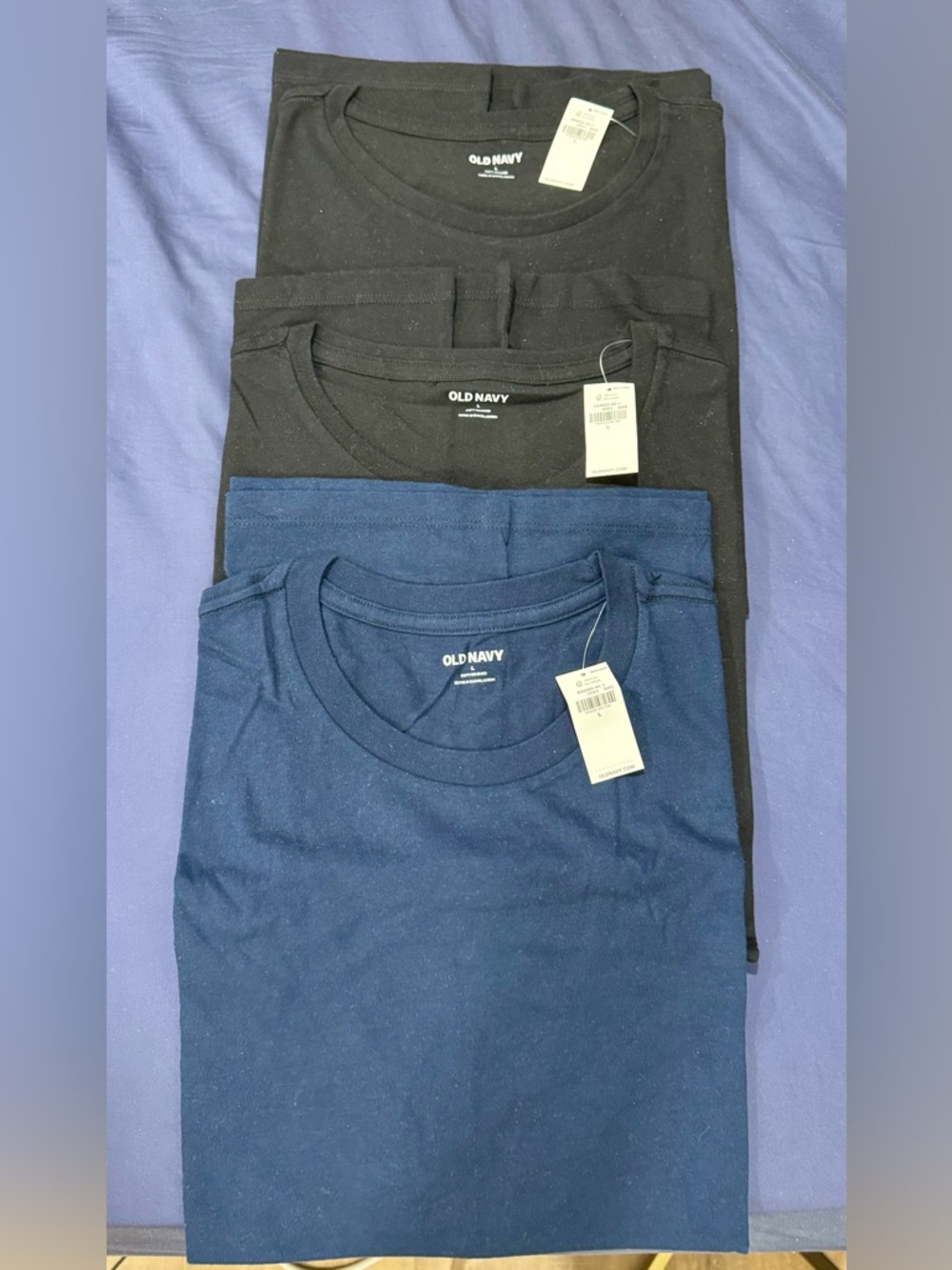 Men’s Old Navy soft-washed t-shirts Large